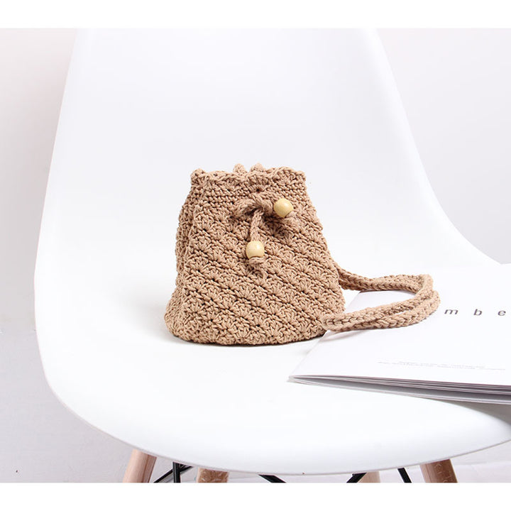 Hand-knotted Shoulder Bag in Modern Boho Style Stornfield