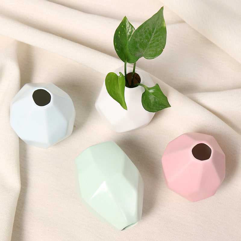 Geometric Ceramic Decorative Vase Stornfeild