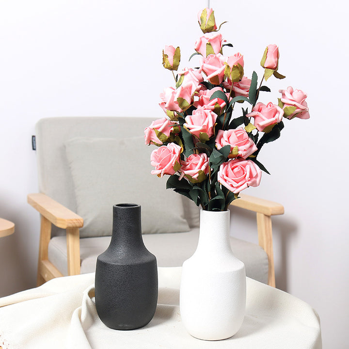Elegant Floral Arrangement Vase Stornfeild