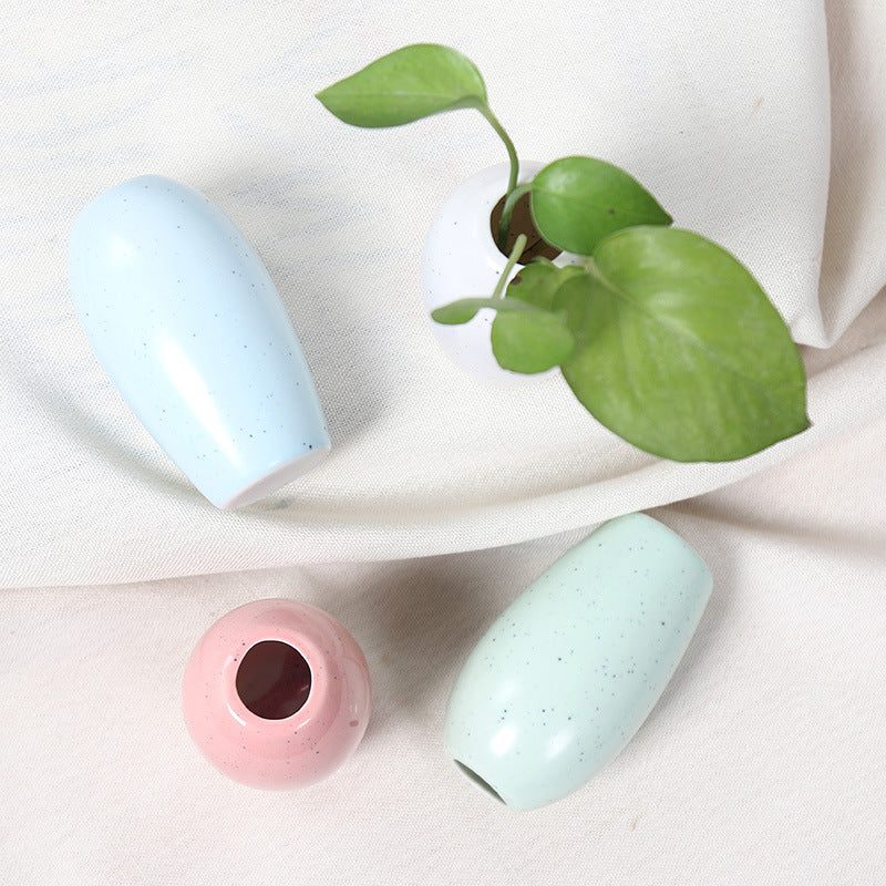 Elegant Ceramic Planter Stornfeild