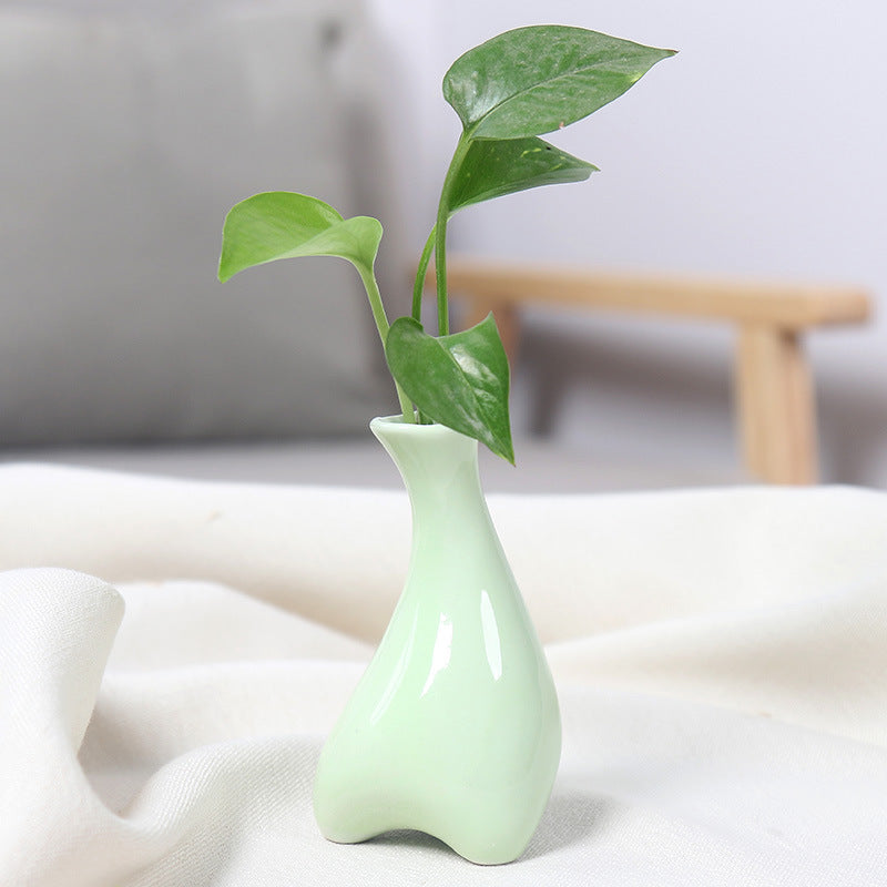 Contemporary Ceramic Plant Vase Stornfeild