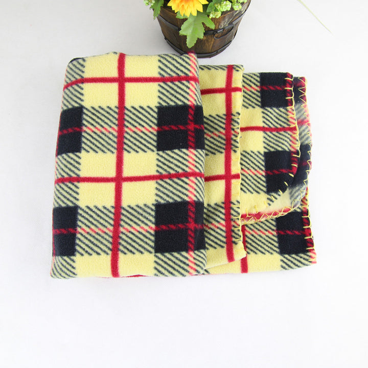 Women's Fleece Blanket with beautiful Christmas design Stornfield