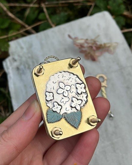 Stornfield | Mini Flower Press | Compact Botanical Keepsake Maker | Portable Craft Tool