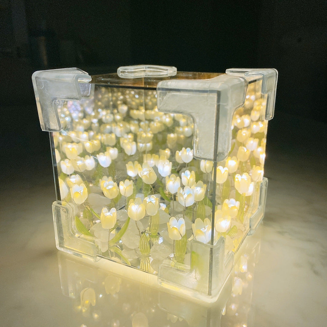 Blossom Box | Magical Tulip Light | Stornfield