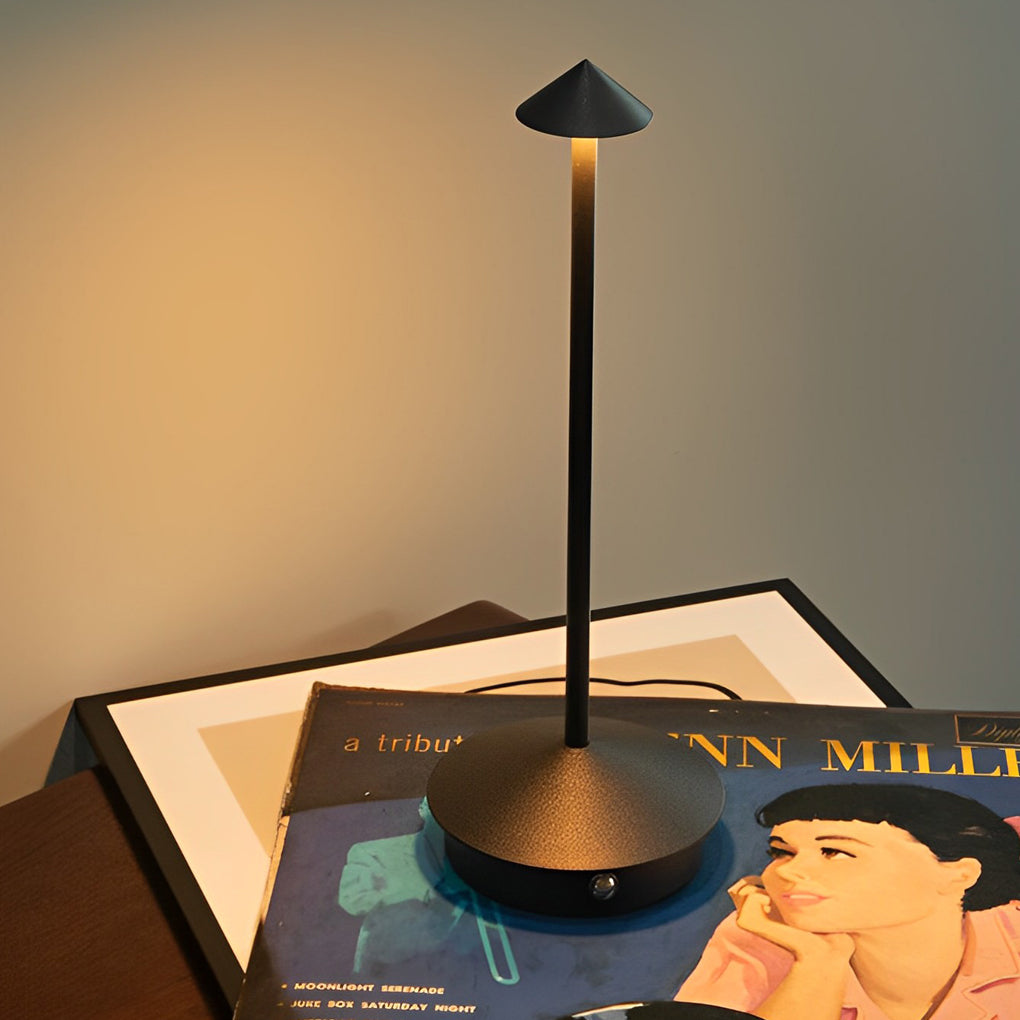 Stornfield | Pina Pro - Stylish Dimmable USB Table Lamp