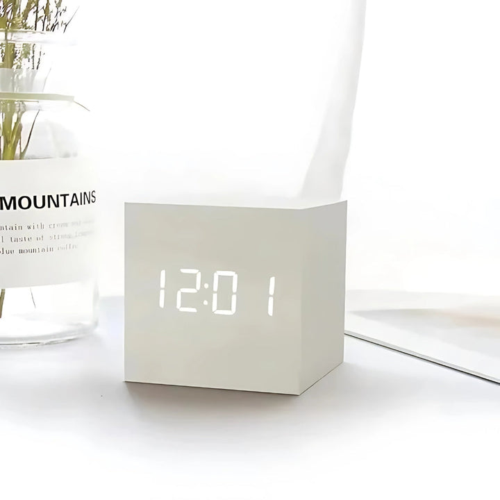 Stornfield | Réveil LED Cube Moderne