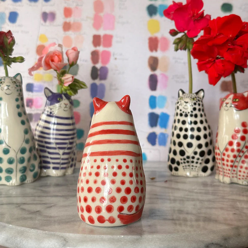 Stornfield | Dotted Cat Vase