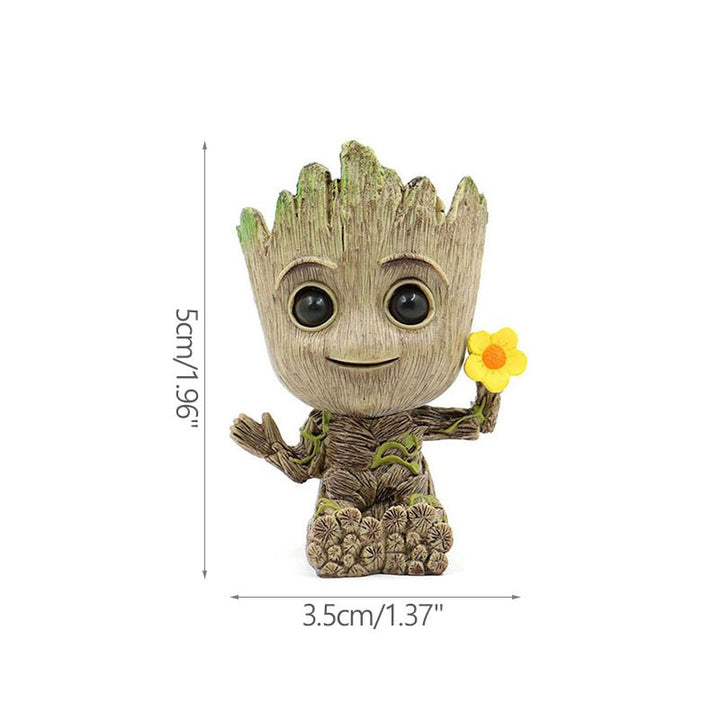 Stornfield | Large Cartoon Miniature Figurine: Playful Desk Decoration