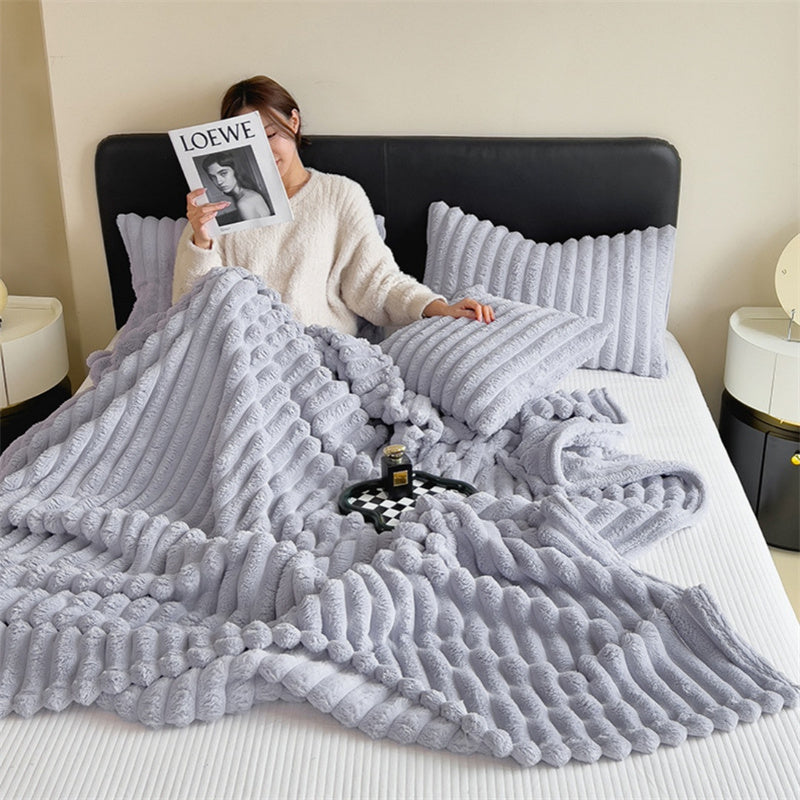 Luxurious Faux-Rabbit-Fur Throw Blanket for Ultimate Comfort | Stornfield
