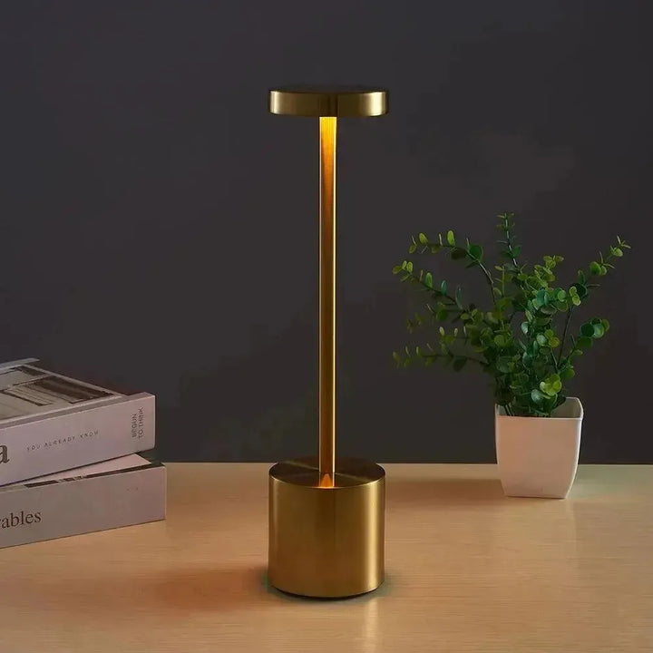 Astori - Rechargeable table lamp without cable | Stornfield