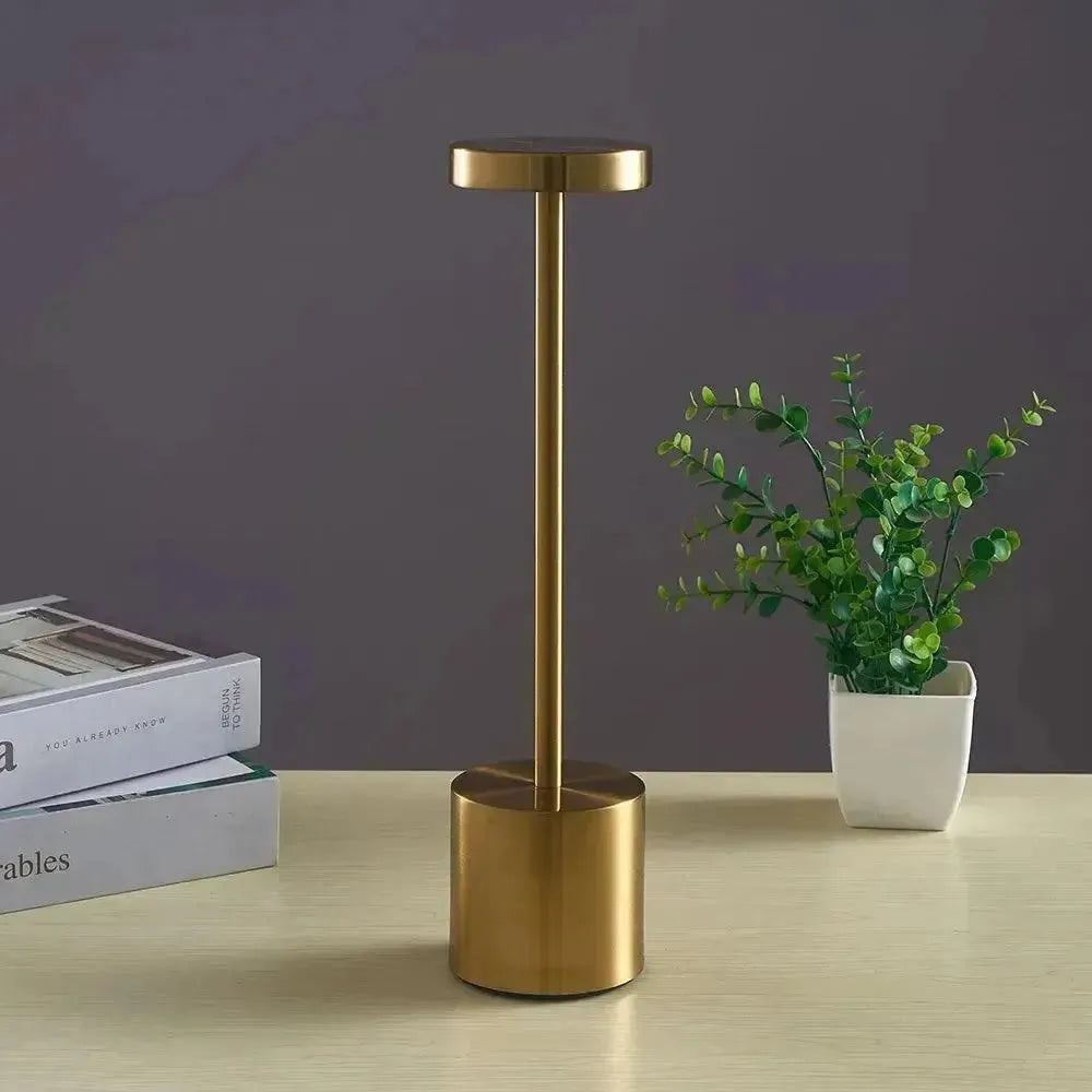 Astori - Rechargeable table lamp without cable | Stornfield