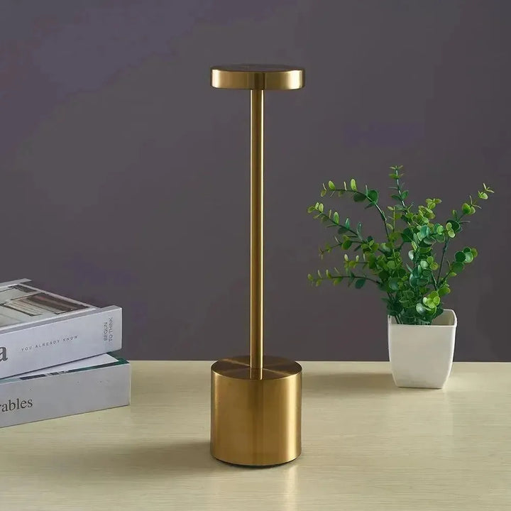 Astori - Rechargeable table lamp without cable | Stornfield
