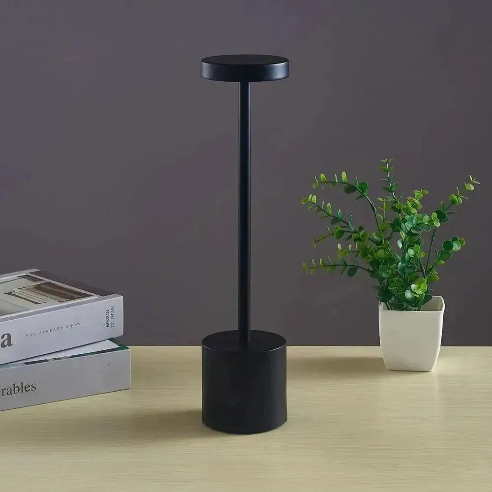 Astori - Rechargeable table lamp without cable | Stornfield