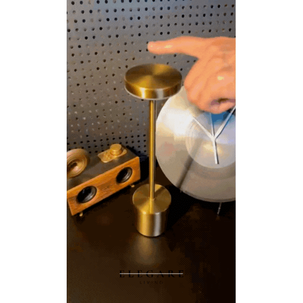 Astori - Rechargeable table lamp without cable | Stornfield