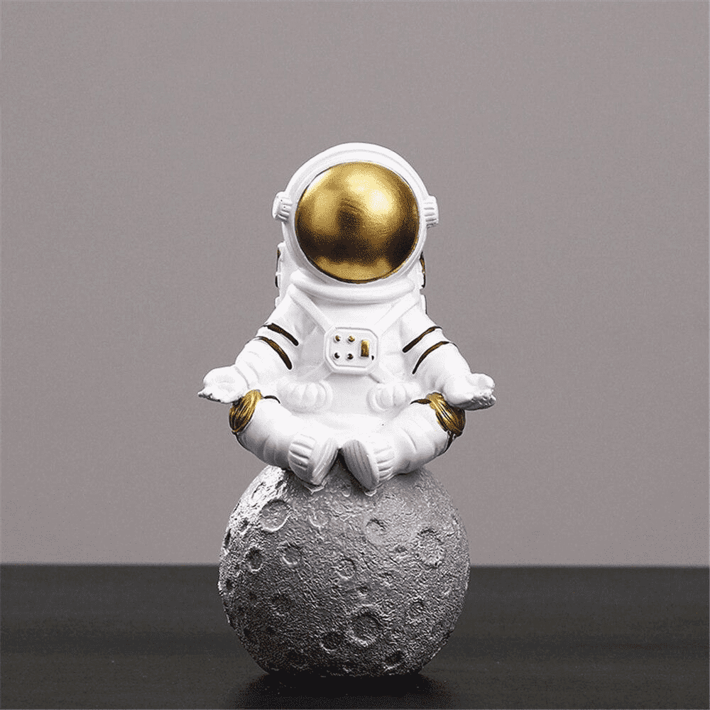 Astronaut Figurine | Stornfield