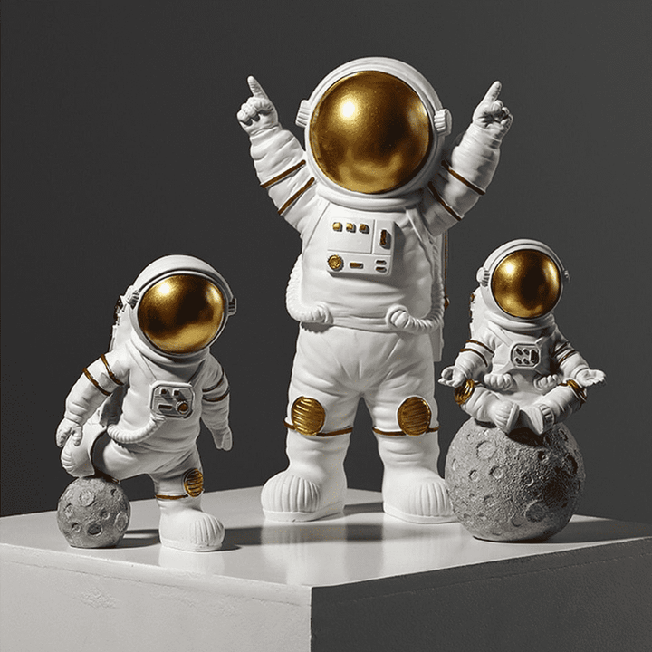 Astronaut Figurine | Stornfield