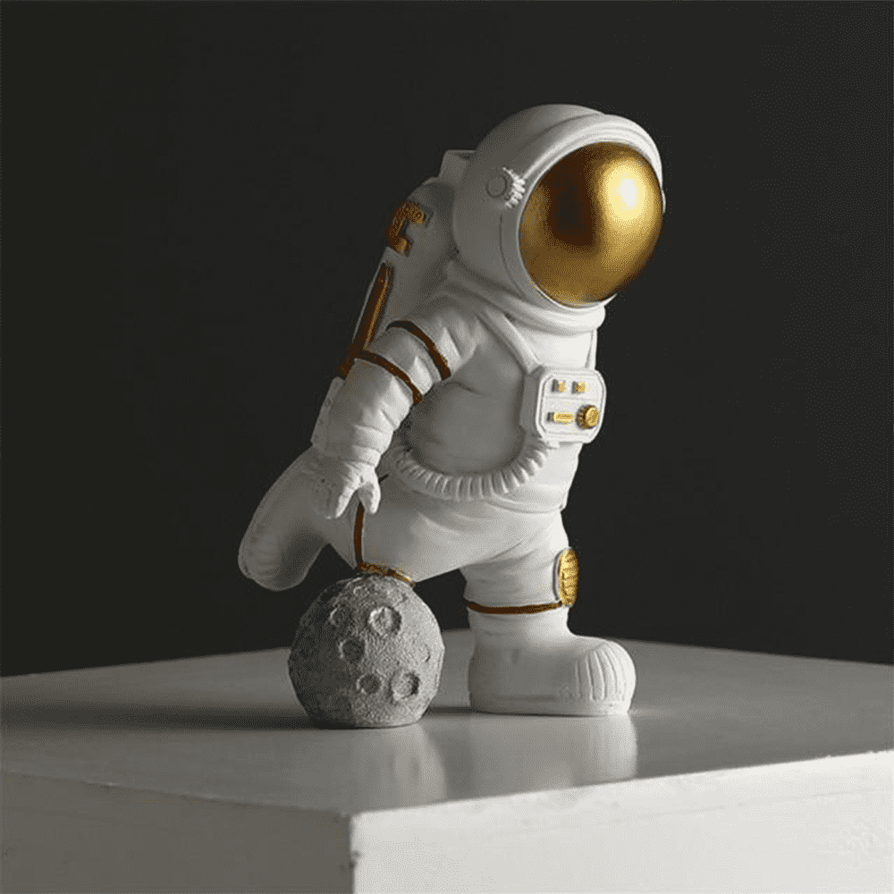 Astronaut Figurine | Stornfield