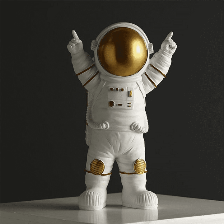 Astronaut Figurine | Stornfield