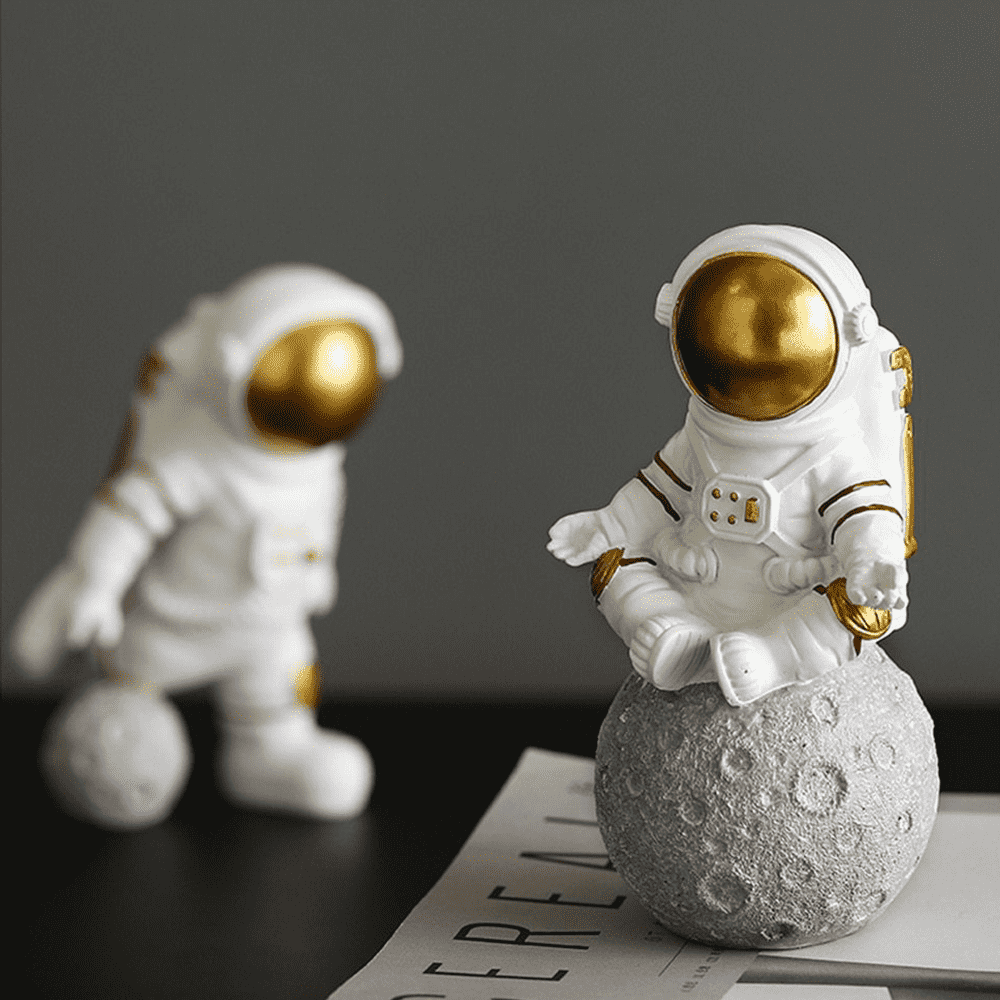 Astronaut Figurine | Stornfield