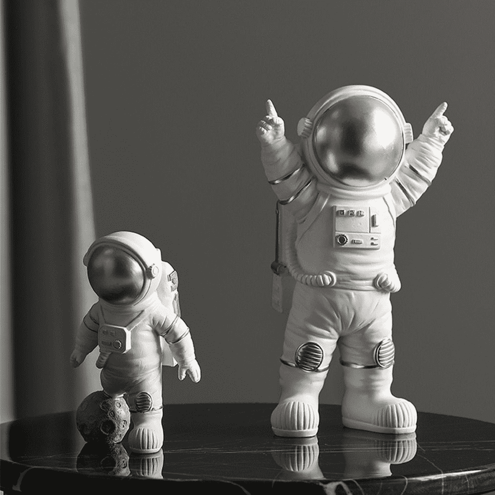 Astronaut Figurine | Stornfield