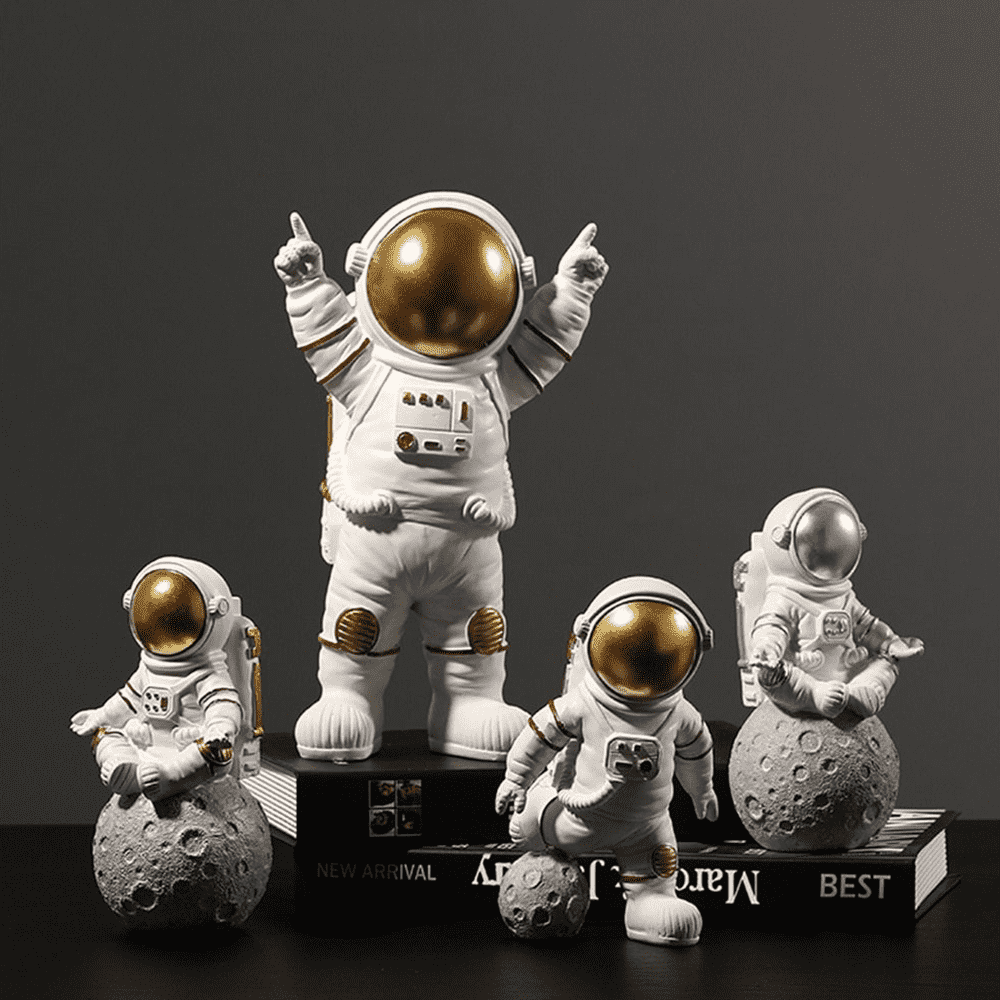 Astronaut Figurine | Stornfield