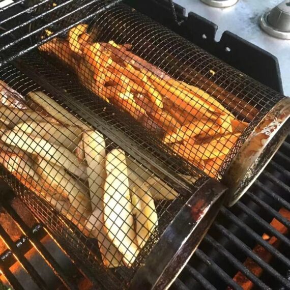 Barbecue stainless steel wire mesh cylinder | Stornfield