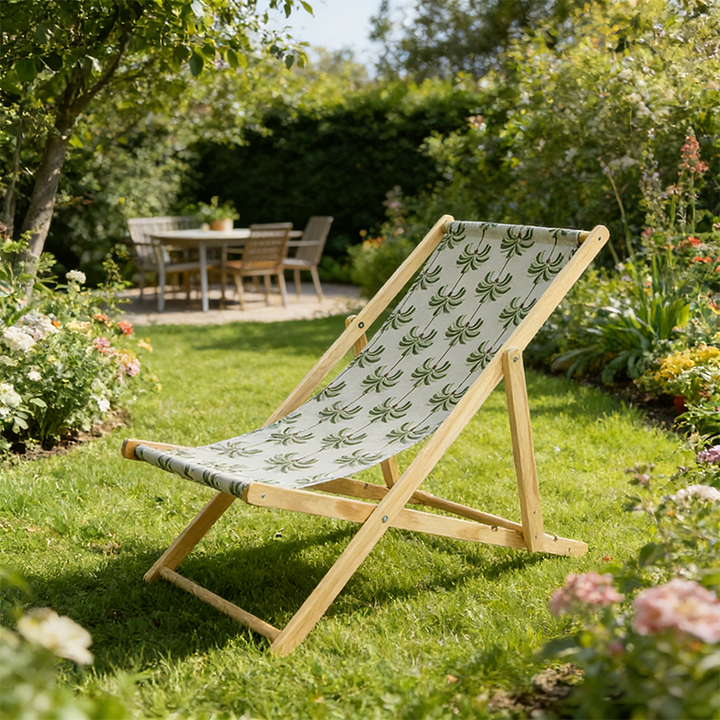 Modern Minimalist Rectangular Oxford Fabric Solid Pine Wood Outdoor Beach Chair Folding Recliner Backrest For Outdoor | Stornfield