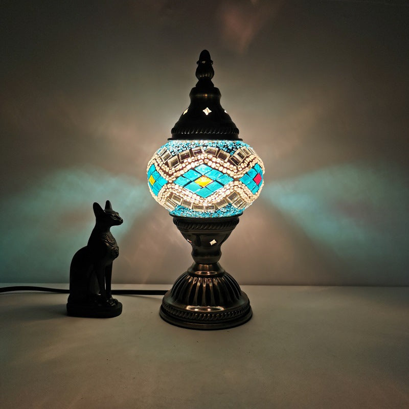 Stornfield | Lampe de table traditionnelle en verre Tiffany ovale en fer à 1 lumière pour le salon