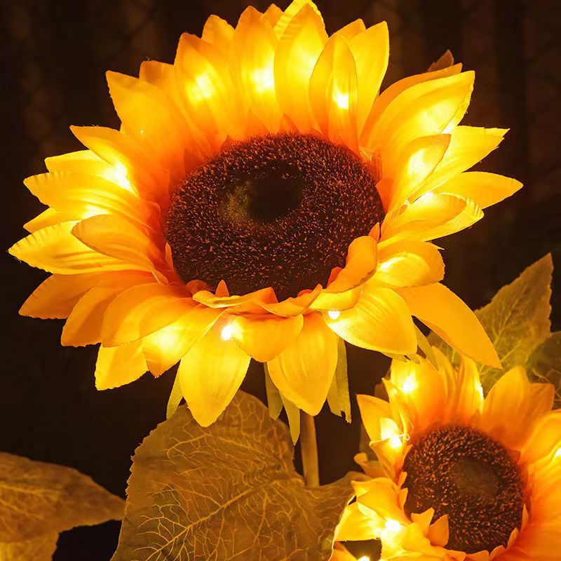 Contemporary Creative Solar Waterproof Sunflower Silk Stainless Steel LED Landscape Light Outdoor Light For Garden | Stornfield