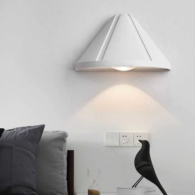 Modern Minimalist Waterproof Triangle Semicircle Die-Cast Aluminum PC LED Wall Sconce Lamp For Outdoor Patio | Stornfield