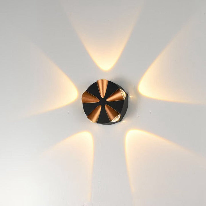Contemporary Simplicity Round Aluminum LED Outdoor Wall Sconce Lamp For Outdoor Patio | Stornfield