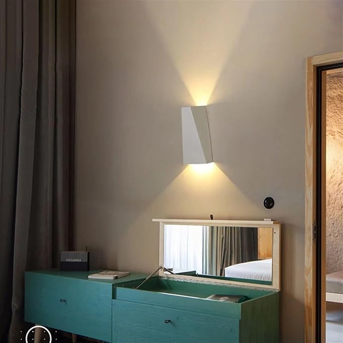 Modern Minimalist Aluminum Up And Down Illuminated LED Wall Sconce Lamp For Outdoor Patio | Stornfield