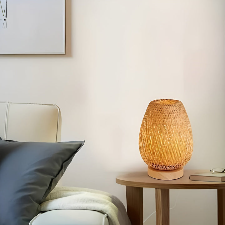 Stornfield | Bamboo Table Lamp with USB Power - Sustainable and Energy-Efficient Design