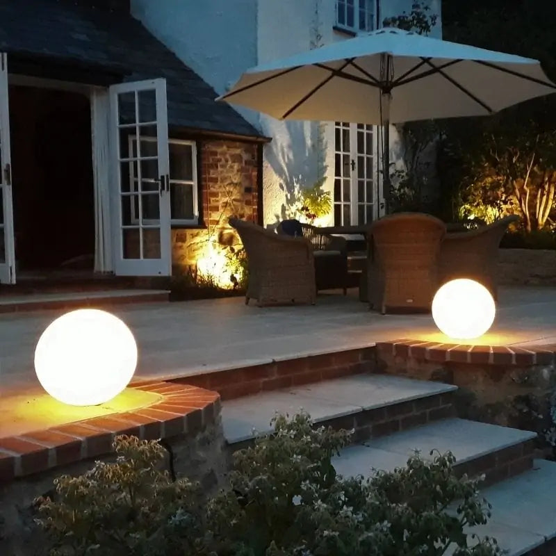 Multicolored LED sphere garden lamp with remote control | Stornfield