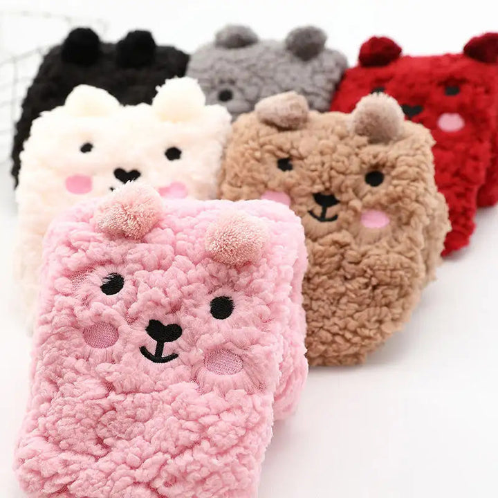 Warm, fluffy bear socks | Stornfield