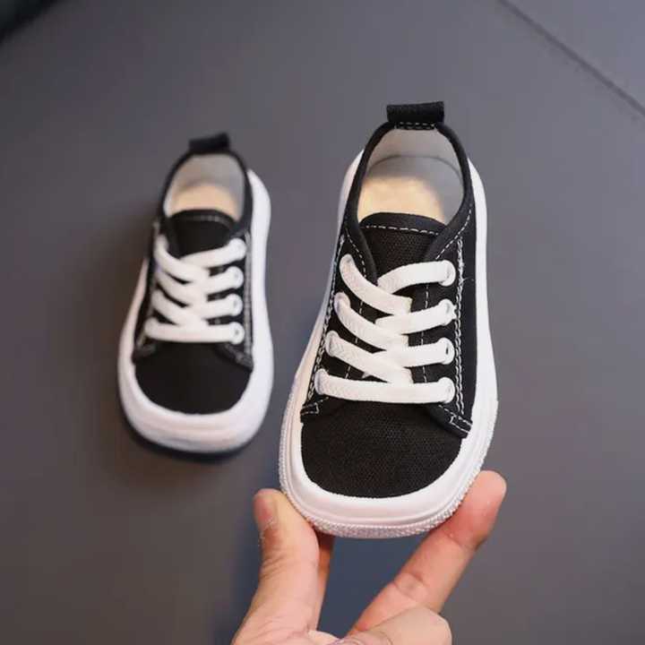 Stornfield | Ergonomic Barefoot Shoes for Kids - FlexiSteps