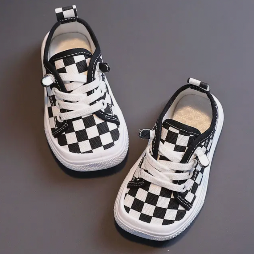 Stornfield | Ergonomic Barefoot Shoes for Kids - FlexiSteps