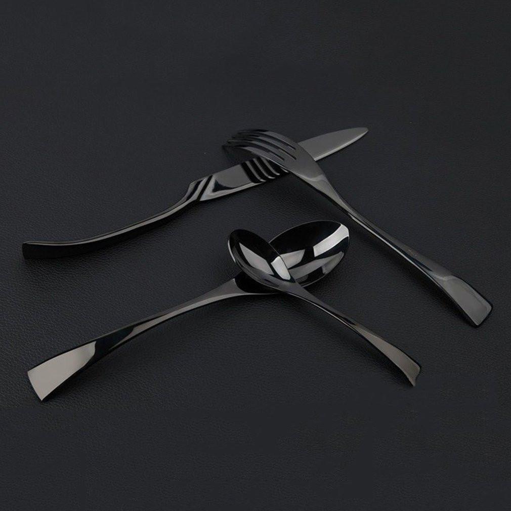 Jet Black Silverware - 4 Piece Set | Stornfield