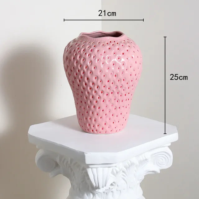 Ceramic vase in strawberry design, decorative flower vase for living room and kitchen | Stornfield