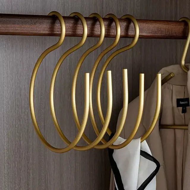 HangStruct – S-shaped metal clothing hangers (set of 5) for space saving | Stornfield