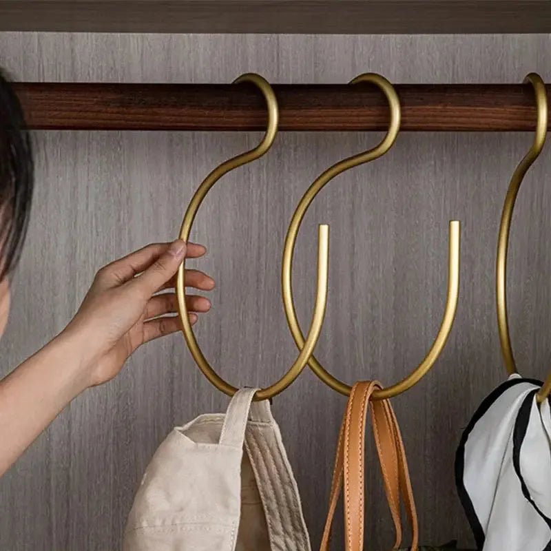 HangStruct – S-shaped metal clothing hangers (set of 5) for space saving | Stornfield