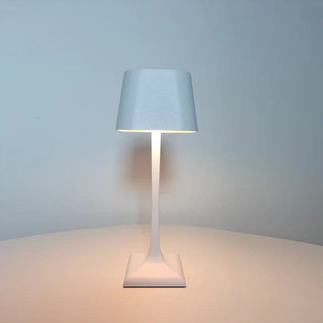 Stornfield | LumiSquare – Flexible LED Table Lamp with USB