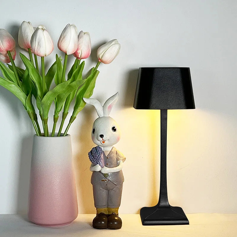 Stornfield | LumiSquare – Flexible LED Table Lamp with USB
