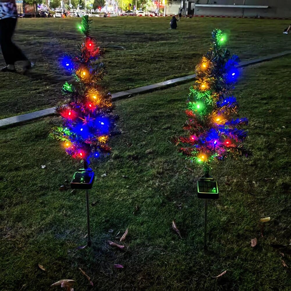 Christmas Tree Solar Garden Light | Stornfield