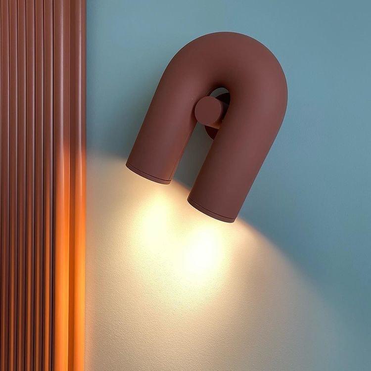 Circus Magic - Playful lighting with U-shaped modules | Stornfield