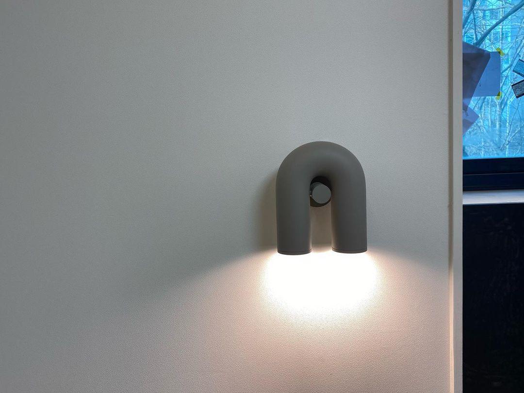 Circus Magic - Playful lighting with U-shaped modules | Stornfield