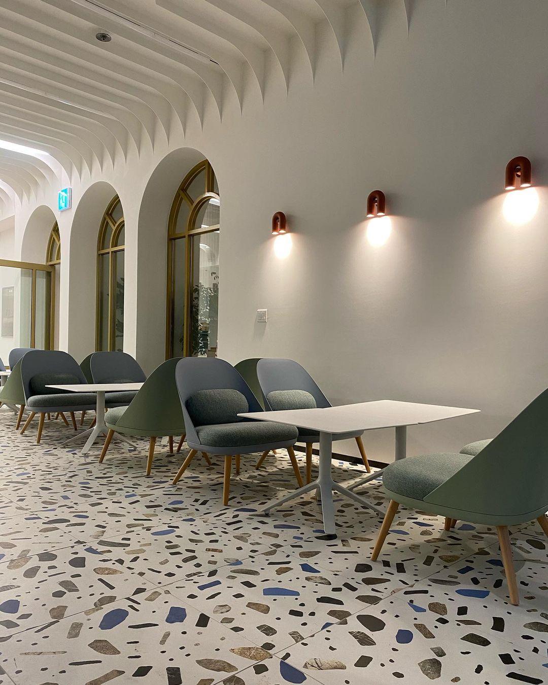 Circus Magic - Playful lighting with U-shaped modules | Stornfield