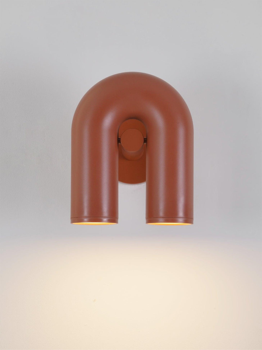 Circus Magic - Playful lighting with U-shaped modules | Stornfield