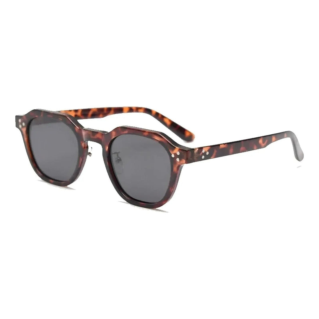 ClassicBeach UV Glasses - Trendy Retro Beach Sunglasses | Stornfield