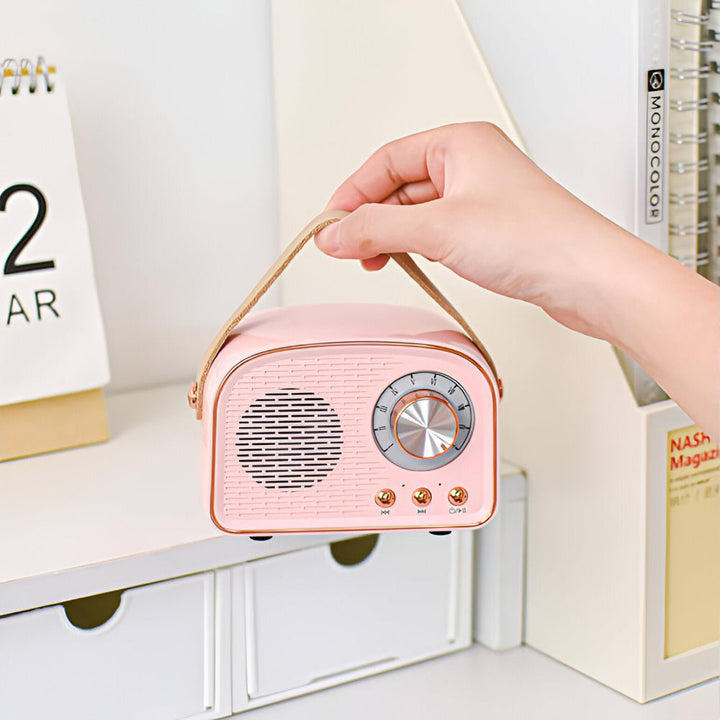 SoundRetro Bluetooth Speaker – Wireless Vintage Speaker with Deep Sound & Retro Design | Stornfield